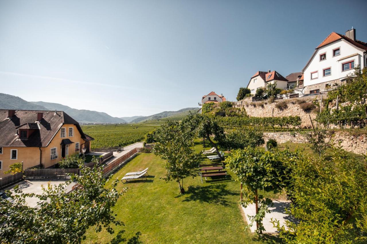 Winzerhof&Gästehaus Bernhard Weißenkirchen in der Wachau Exterior foto